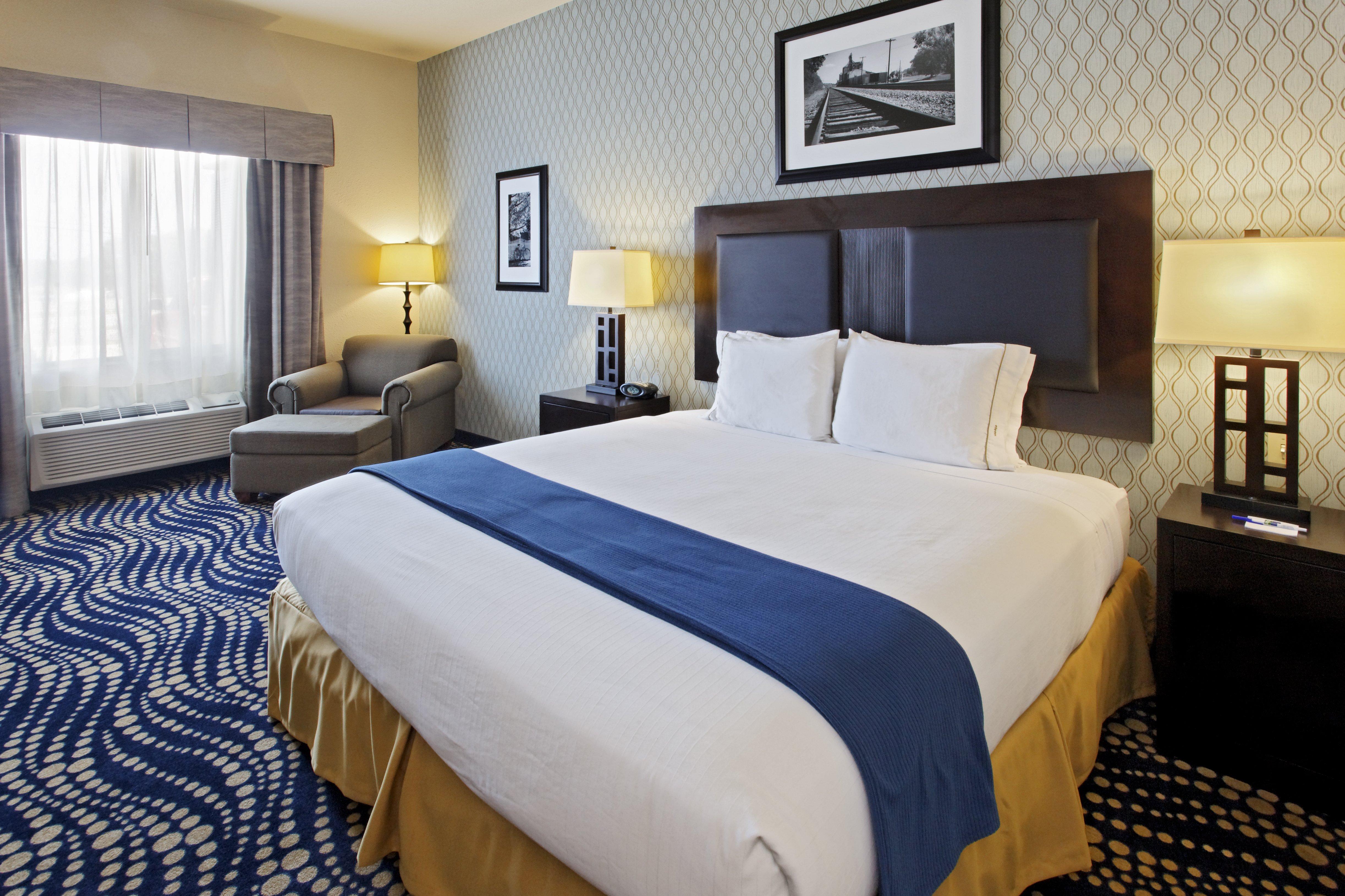 Holiday Inn Express Hotel And Suites Weatherford By Ihg Екстериор снимка