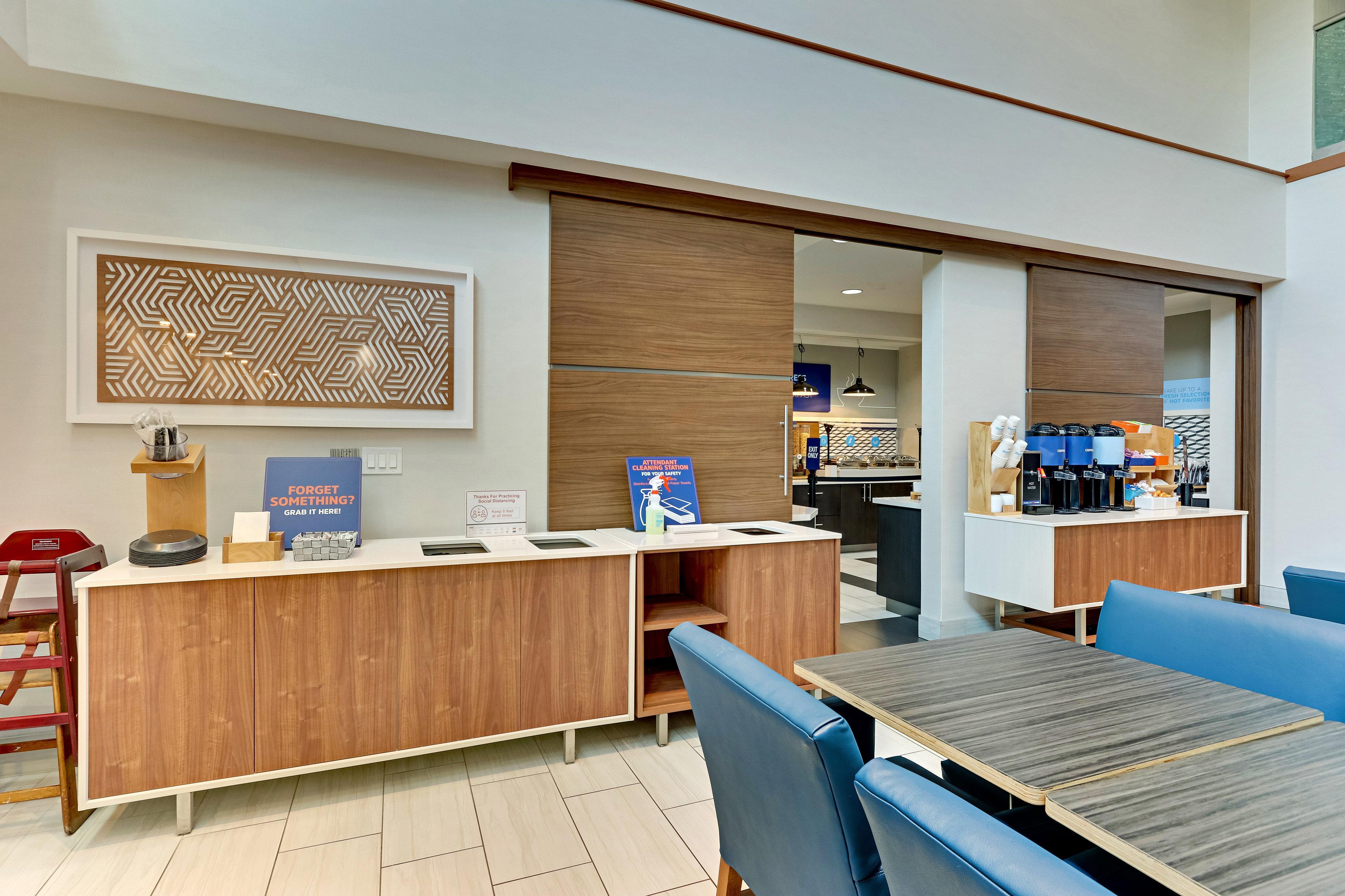 Holiday Inn Express Hotel And Suites Weatherford By Ihg Екстериор снимка