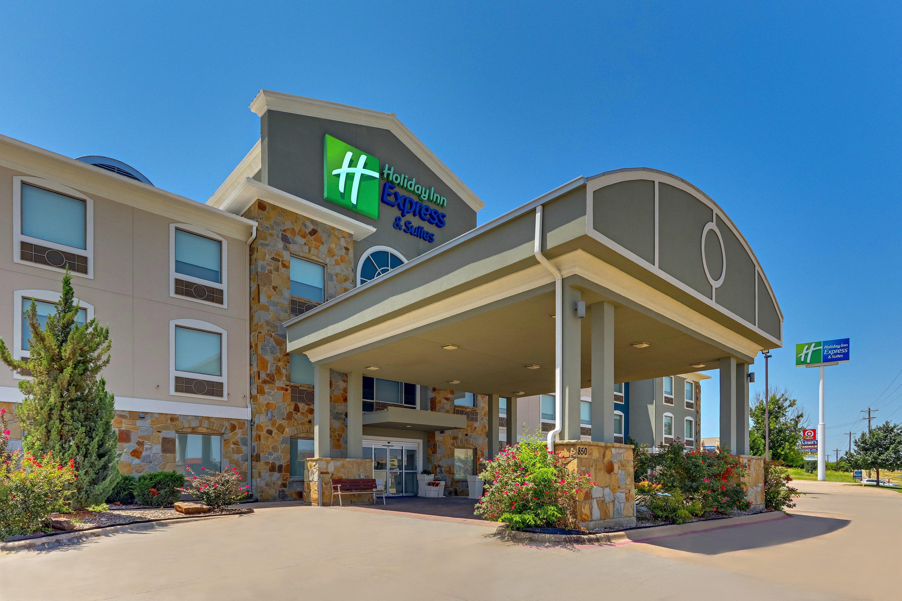 Holiday Inn Express Hotel And Suites Weatherford By Ihg Екстериор снимка