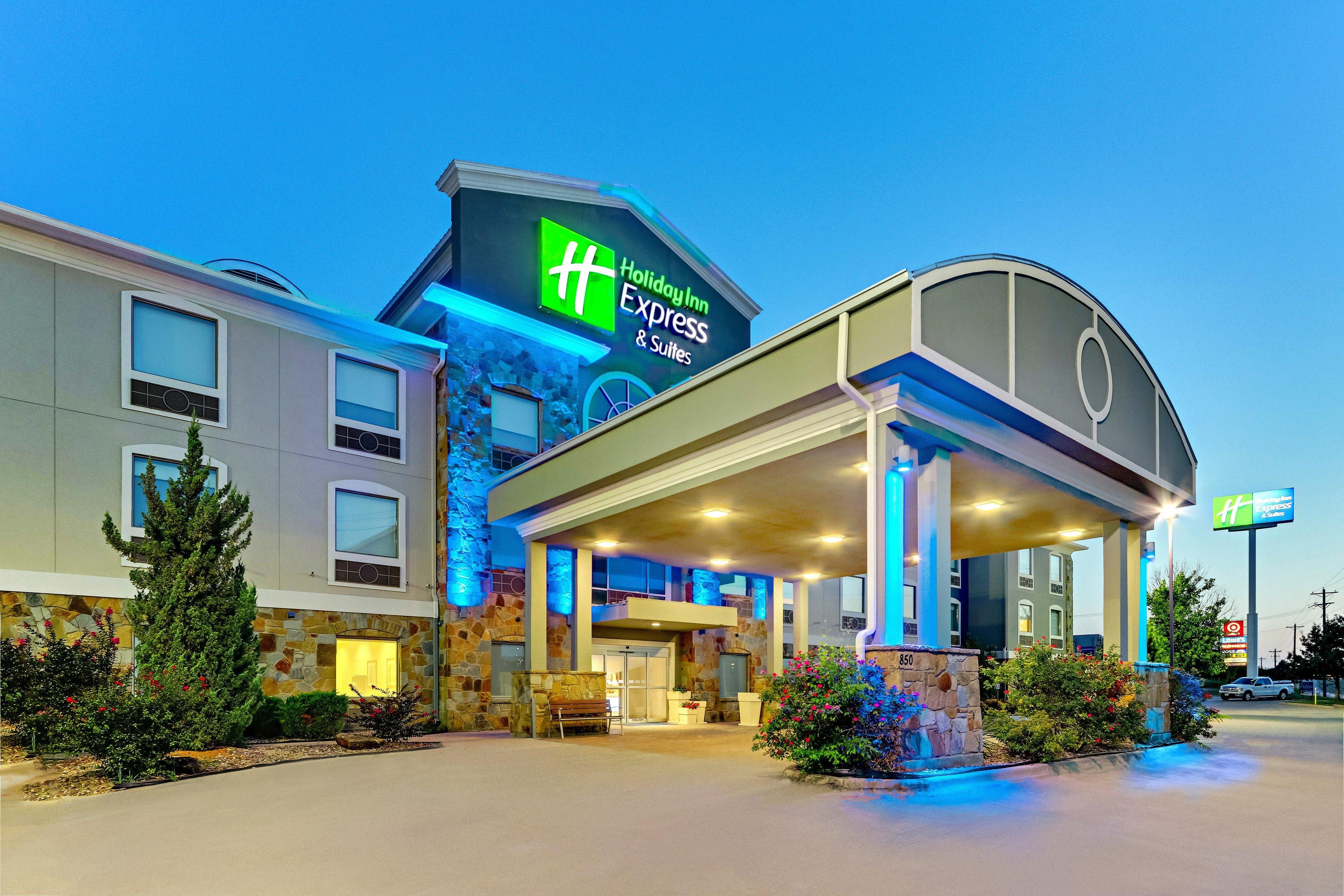 Holiday Inn Express Hotel And Suites Weatherford By Ihg Екстериор снимка