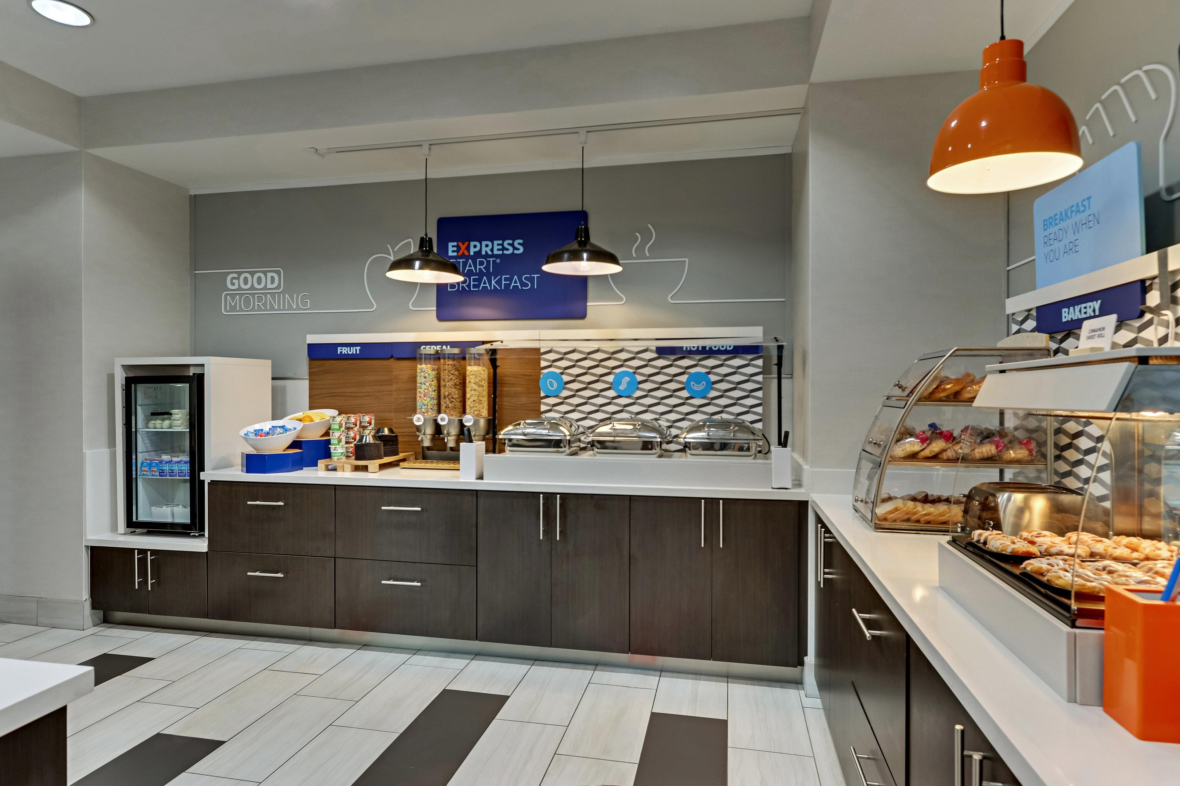 Holiday Inn Express Hotel And Suites Weatherford By Ihg Екстериор снимка